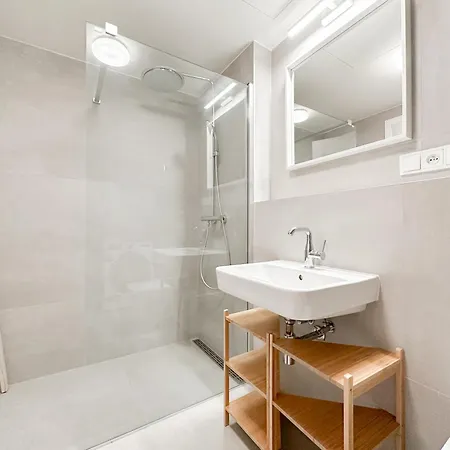 Real Living By Refa - Modern Haven 508 Apartment Prag